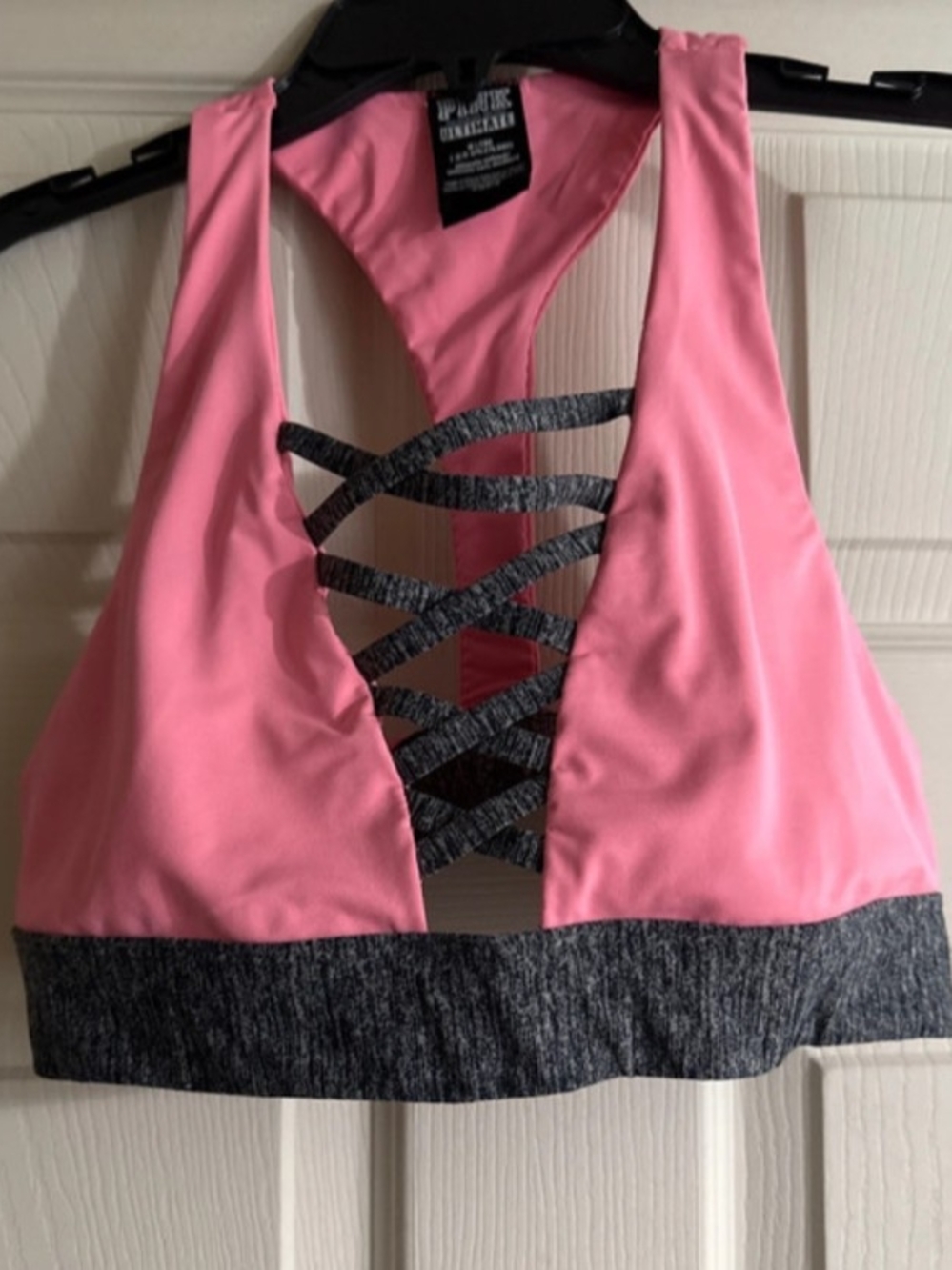 PINK Victoria's Secret Ultimate Sports Bra Criss Cross Pink Gray M Medium